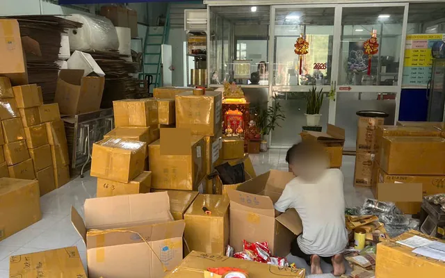 Đóng gói / xử lý hàng